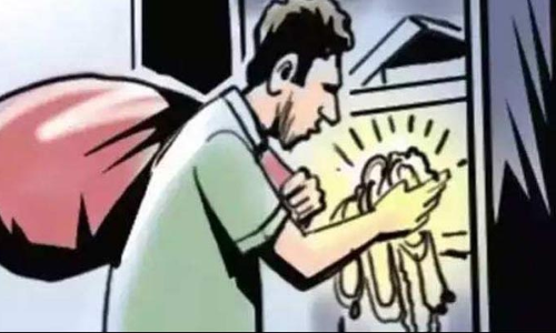 கொள்ளை சம்பவத்தில் ஈடுபட்ட 6 பேரிடம் விசாரணை