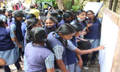 பிளஸ்-1 தேர்வு முடிவு வெளியீடு