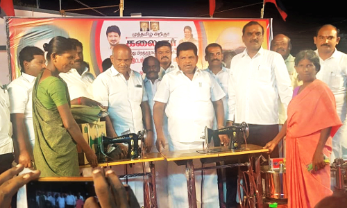 பேய்குளத்தில்  410 பேருக்கு நலத்திட்ட உதவிகள் -அமைச்சர் அனிதா ராதாகிருஷ்ணன் வழங்கினார்