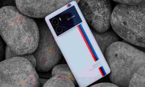 10 சீரிஸ் ஸ்மார்ட்போன்களில் முக்கிய மாற்றம் செய்யும் ஐகூ நிறுவனம்