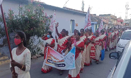 பல்லடத்தில் மாதர் சங்கம் சார்பில் பேரணி- பொதுக்கூட்டம்