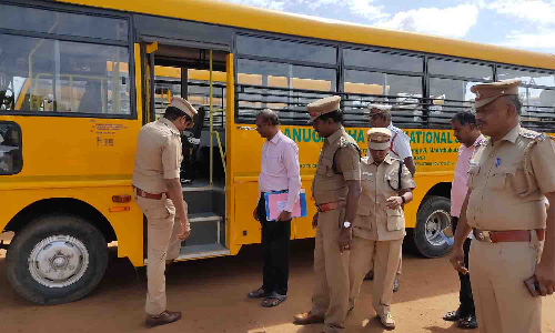 உடுமலையில் பள்ளி வாகனங்கள் ஆய்வு