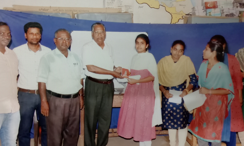 கடலூர் மாவட்ட மைய நூலகத்தில் அரசுத்துறை தேர்வு பயிற்சி மாணவர்களுக்கு பரிசளிப்பு விழா