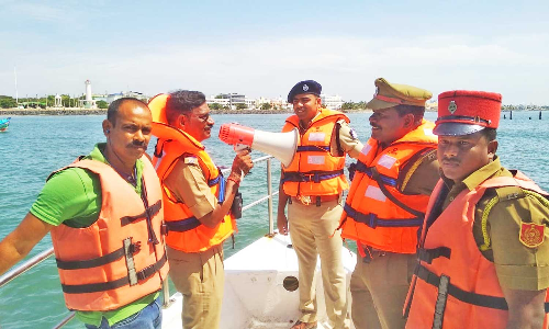 புதுவை கடற்கரையில் பாதுகாப்பு ஒத்திகை