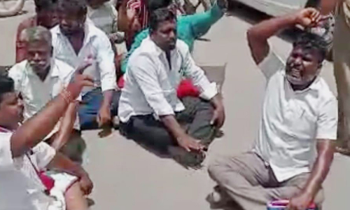 ஜெயங்கொண்டத்தில் விசிகவினர் சாலை மறியல்