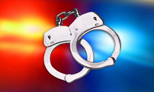 மோட்டார் சைக்கிளில் கஞ்சா கடத்திய 3 பேர் கைது