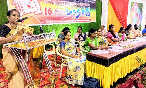 பாலியல் புகார்கள் கமிட்டிகளை அமைக்க வேண்டும் -  மாதர் சங்க மாநாட்டில் தீர்மானம்