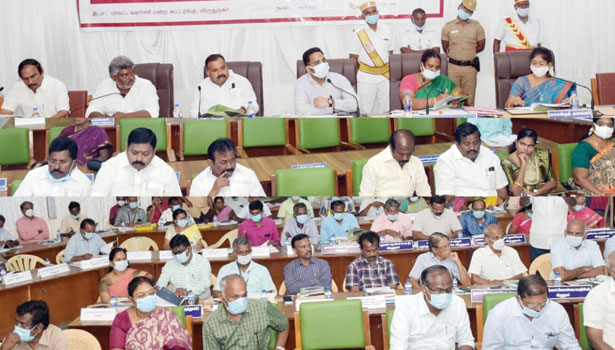 நடப்பு கல்வியாண்டில் ரூ.120 கோடி கல்விக்கடன் வழங்க இலக்கு நடப்பு கல்வியாண்டில் ரூ.120 கோடி கல்விக்கடன் வழங்க இலக்கு