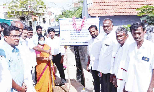 ரூ.51 லட்சத்தில் வளர்ச்சி திட்ட பணிகள் - அமைச்சர் கயல்விழி  செல்வராஜ் தொடங்கி வைத்தார்