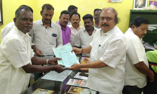 வீடு கட்டும் பயனாளிகளுக்கு தவணை தொகை- கென்னடி எம்.எல்.ஏ.,