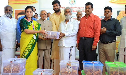 பெரியபாளையம் கோவிலுக்கு சொந்தமான 130 கிலோ தங்கம் வங்கியில் முதலீடு