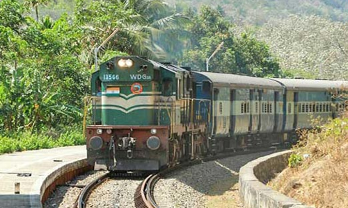 தென்காசி மாவட்ட மக்கள் பயன்பெறும் வகையில் செங்கோட்டை- மயிலாடுதுறை பகல் நேர எக்ஸ்பிரஸ் இயக்கப்படுமா?-பயணிகள் எதிர்பார்ப்பு