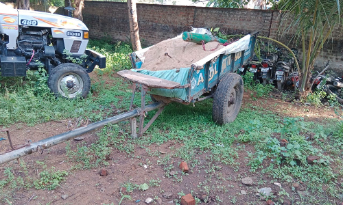 பண்ருட்டி அருகே கெடிலம் ஆறு பகுதியில் மாட்டுவண்டியில் மணல் கடத்தல்