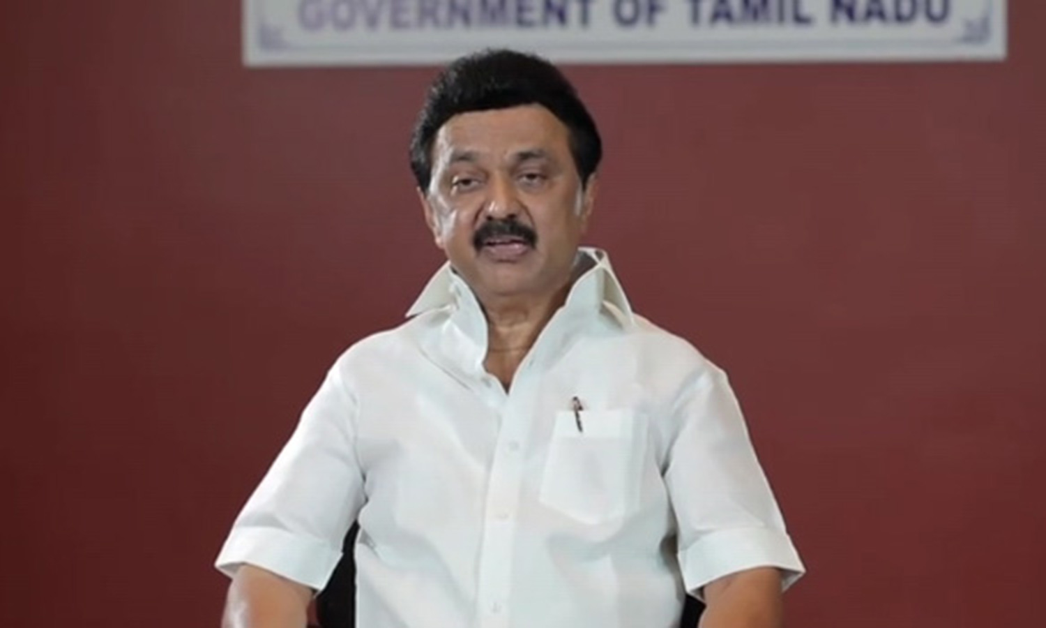 சிங்கப்பூர் நிறுவனத்துடன் புரிந்துணர்வு ஒப்பந்தம்- முதலமைச்சர் முன்னிலையில் கையெழுத்து சிங்கப்பூர் நிறுவனத்துடன் புரிந்துணர்வு ஒப்பந்தம்- முதலமைச்சர் முன்னிலையில் கையெழுத்து