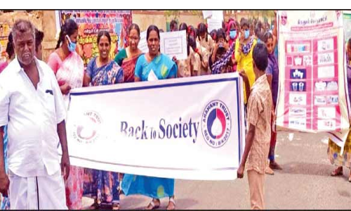 கீரனூர் பேரூராட்சியில் பிளாஸ்டிக் ஒழிப்பு விழிப்புணர்வு ஊர்வலம்