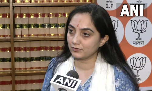 நூபுர் சர்மா நாட்டு மக்களிடம் மன்னிப்பு கேட்க வேண்டும்- சுப்ரீம் கோர்ட்டு நீதிபதிகள் உத்தரவு