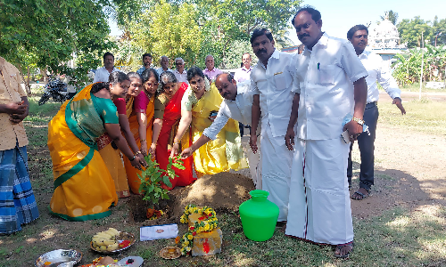 தர்மபுரி ஏ.எஸ்.டி.சி. நகரில்   பசுமை பூங்கா அமைக்க பூமி பூஜை