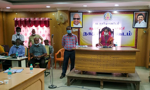 நெல்லிக்குப்பம் பஸ் நிலையத்தில் கருணாநிதிக்கு வெண்கல சிலை அமைக்கப்படும் நகரமன்ற தலைவர் பேச்சு