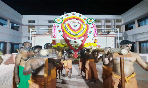 விவேகானந்தபுரம் ஏகாட்சர மகாகணபதி மூஷிக வாகனத்தில் வீதி உலா