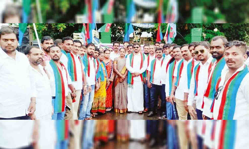 மக்கள் ஜனநாயக முன்னேற்ற கழகத்தினர் ஆர்ப்பாட்டம்