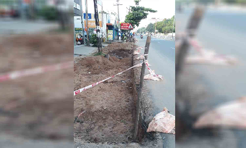 சாலைப்பணிக்காக தோண்டப்பட்ட குழிகளை மூடாவிட்டால் போராட்டம் - பொதுமக்கள் அறிவிப்பு