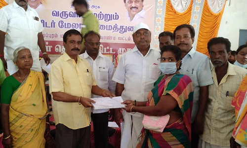 விக்கிரவாண்டியில் நடந்த  மக்கள் தொடர்பு திட்ட முகாமில் 140  பேருக்கு இலவச மனைபட்டா