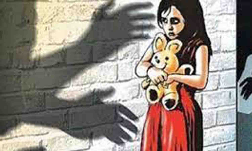 சிறுவனுக்கு பாலியல் தொல்லை : போக்சோவில் வியாபாரி கைது