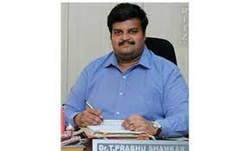 கரூர் மாணவர்களுக்கு கல்லூரி கனவு வழிகாட்டி நிகழ்ச்சி-அமைச்சர் பங்கேற்பு