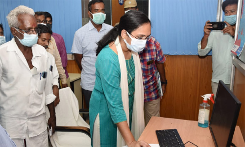 மின்னணு வாக்குப்பதிவு கருவிகளுக்கு முதல் மற்றும் இரண்டாவது சீரற்றமயமாக்கல்