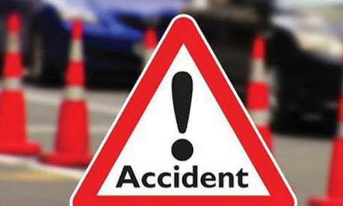 பாகிஸ்தானில் பேருந்து பள்ளத்தாக்கில் விழுந்து ஏற்பட்ட விபத்தில் 19 பேர் பலி