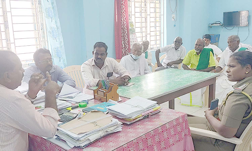 குறுவை சாகுபடிக்கு பயிர் காப்பீடு செய்ய விவசாயிகள் வலியுறுத்தல்