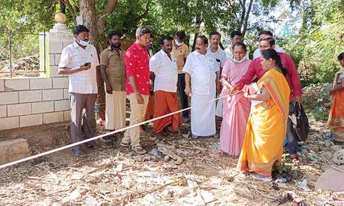 பள்ளிக்கூட ஆக்கிரமிப்பு அகற்றி நடவடிக்கை