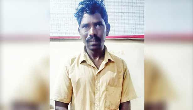 சேலம் அருகே ெபண் கொலையில் பெயிண்டர் கைது மலையில் பதுங்கி இருந்தபோது போலீசார் சுற்றி வளைத்தனர் சேலம் அருகே ெபண் கொலையில் பெயிண்டர் கைது மலையில் பதுங்கி இருந்தபோது போலீசார் சுற்றி வளைத்தனர்