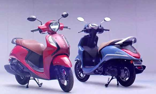 முற்றிலும் புது நிறத்தில் அறிமுகமான பசினோ 125 Fi ஹைப்ரிட்