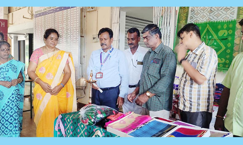 ெரயில் நிலையங்களில் உள்ளூர் பொருட்கள் ஸ்டால்கள்