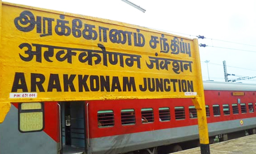 அரக்கோணம் - வேலூர் ரெயில் 2 ஆண்டுகளுக்கு பிறகு இயக்கம்