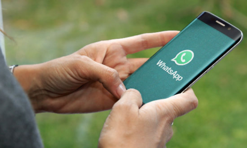 மெசேஜ்களை இனி பொறுமையா அழிச்சுக்கலாம் - வாட்ஸ்அப்பில் வந்தாச்சு புதிய அம்சம்