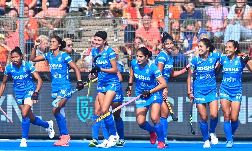 பெண்கள் உலக கோப்பை ஹாக்கி: இந்தியா-சீனா அணிகள் இன்று மோதல்