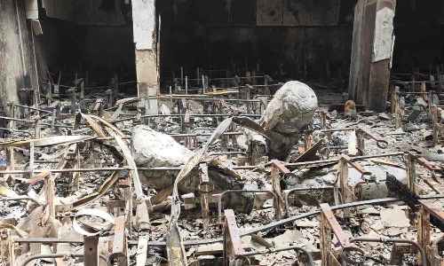 சோளிங்கர் சினிமா தியேட்டரில் தீ விபத்து- ரூ.25 லட்சம் மதிப்பிலான பொருட்கள் எரிந்து சேதம்