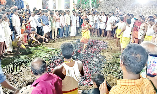 திரவுபதி அம்மன் கோவிலில் தீமிதி விழா