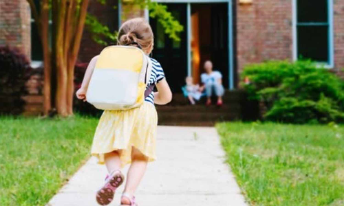 குழந்தைகளை பள்ளியில் சேர்க்க வடமாநில தொழிலாளர்களுக்கு விழிப்புணர்வு ஏற்படுத்த கோரிக்கை