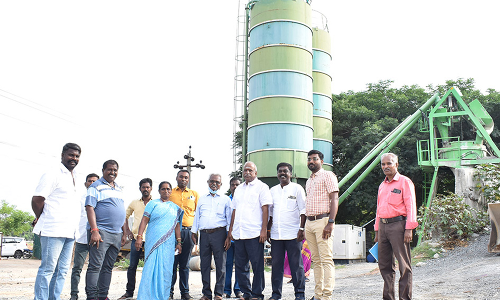 கடலூர்: பெண்ணையாறு சாலையில் ஆக்கிரமித்து கட்டப்பட்ட கட்டிடங்களை  இடிக்க உத்தரவு : மேயர் சுந்தரி ராஜா அதிரடி