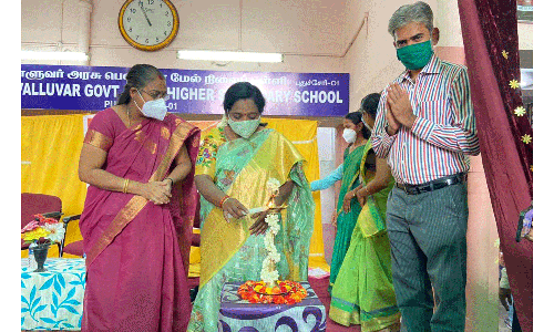 சுதந்திர போராட்ட தியாகி பற்றி மாணவர்கள் படிக்க வேண்டும் -  கவர்னர் தமிழிசை விருப்பம்