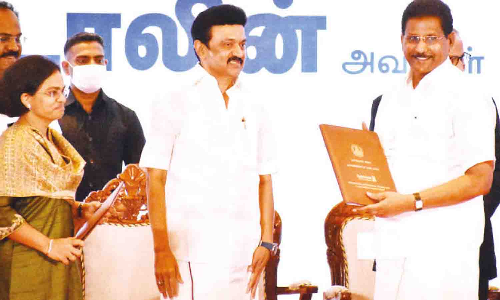 தமிழக அரசுடன் ராம்ராஜ் காட்டன் புரிந்துணர்வு ஒப்பந்தம்