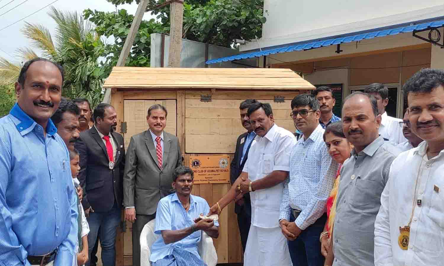 உடுமலை ராயல் லயன்ஸ் கிளப் புதிய நிர்வாகிகள் பதவியேற்பு விழா