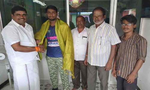 மாற்றுத்திறனாளிகள் கிரிக்கெட் போட்டியில் வெற்றி மங்கலம் வீரருக்கு பாராட்டு