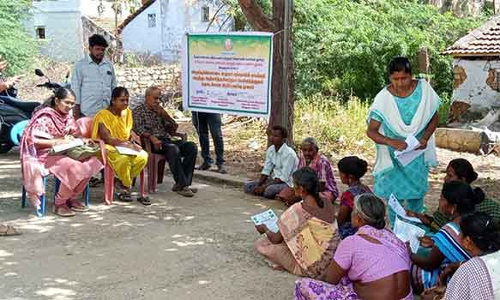 உழவர் சந்தையில் ஆய்வு