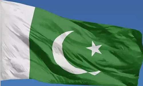 பாகிஸ்தானில் 11 மணி நேரம் தவித்த இந்திய பயணிகள்