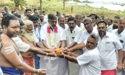 சிவன் சிலை அமைக்கும் பணி-  அமைச்சர் தேனீ. ஜெயக்குமார் துவக்கி வைத்தார்