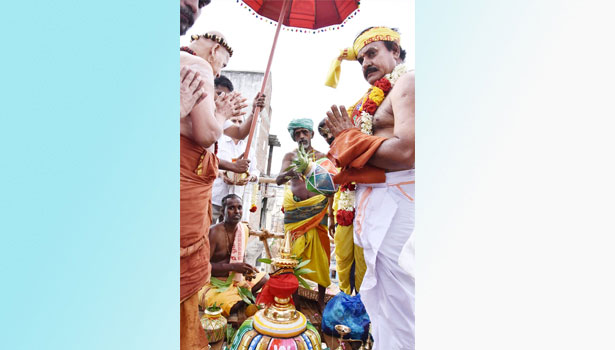விநாயகர்கோவில் கும்பாபிஷேகத்தில் மதுரை ஆதீனம் பங்கேற்பு